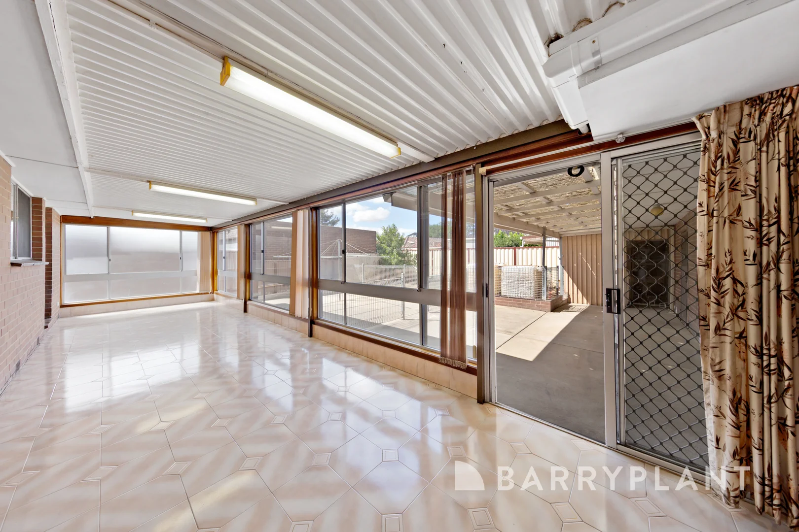 Additional image 11 of 16 Mulhall Drive, St Albans VIC 3021