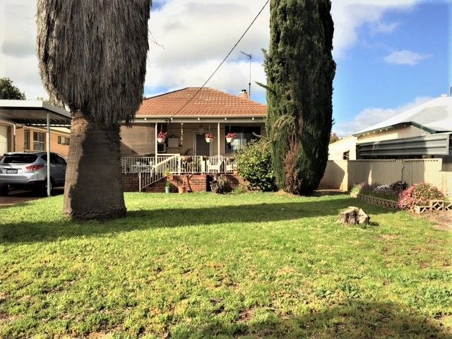 3 bedrooms House in 9 KIRWOOD STREET CORRIGIN WA, 6375