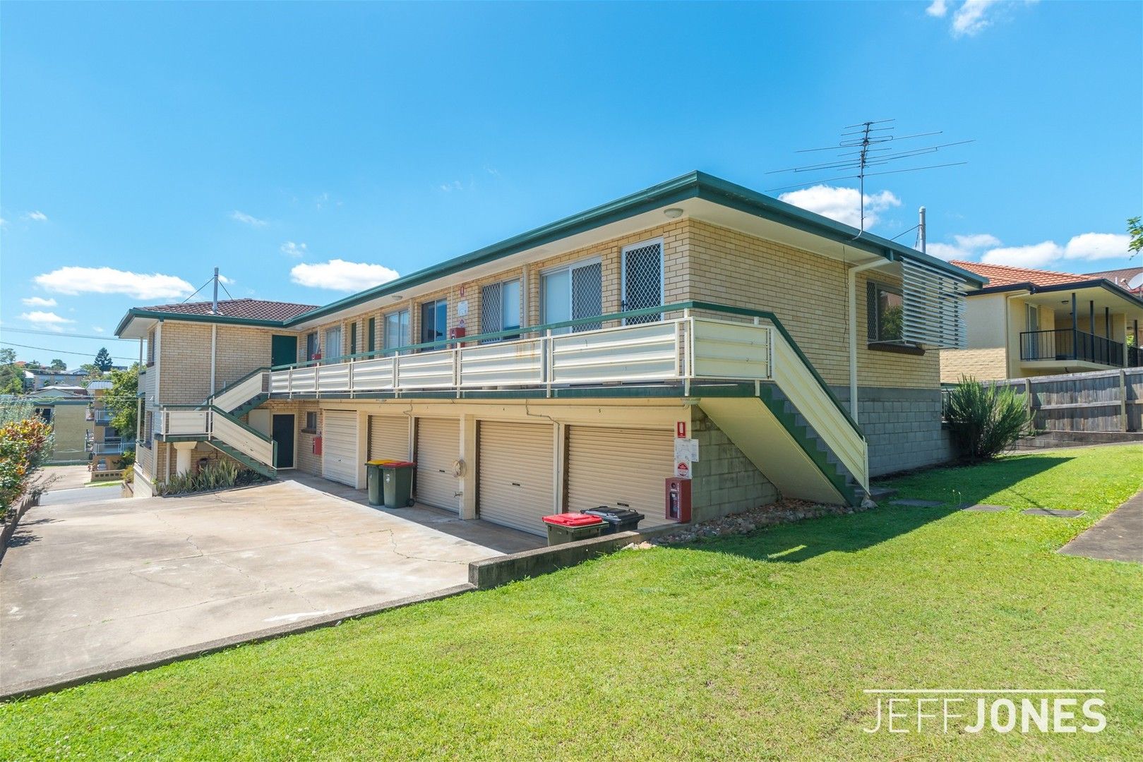 1 bedrooms Apartment / Unit / Flat in 5/35 Wellington Street COORPAROO QLD, 4151