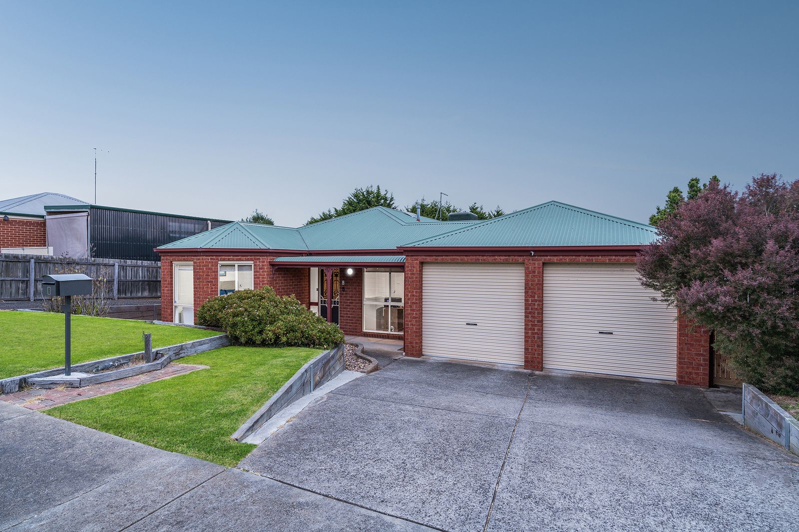 8 Bisinella Court, Leopold VIC 3224, Image 2