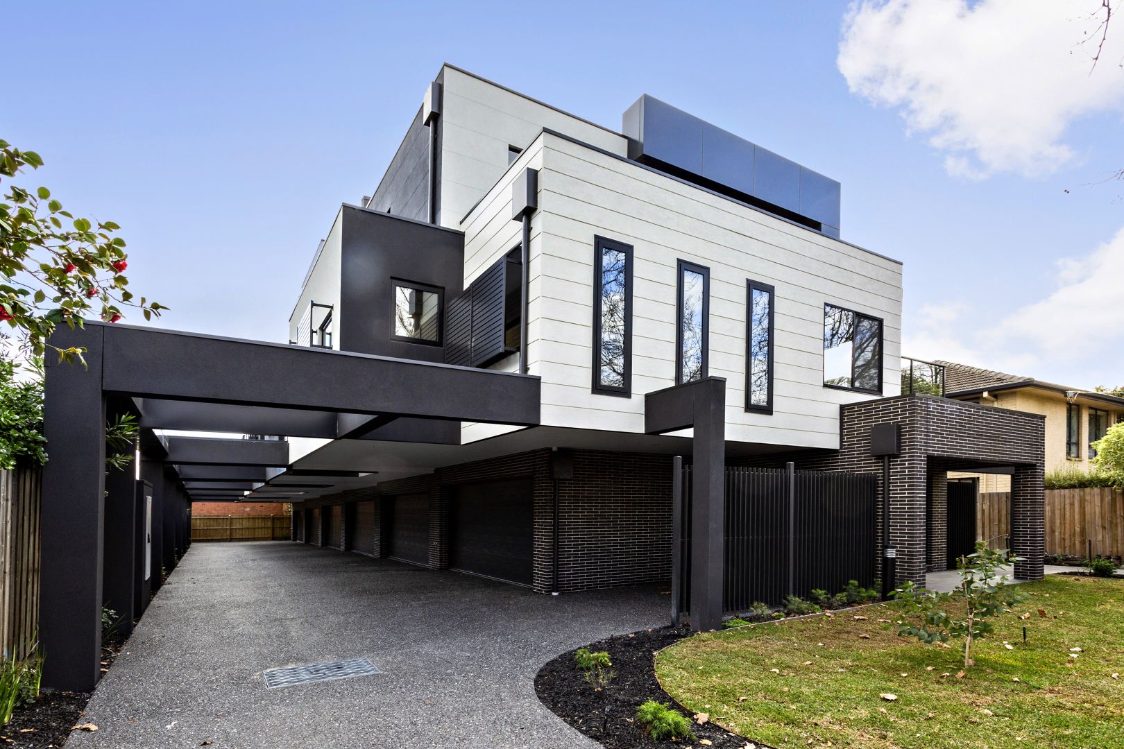 1/125 Atkinson Street, Oakleigh Property History & Address Research