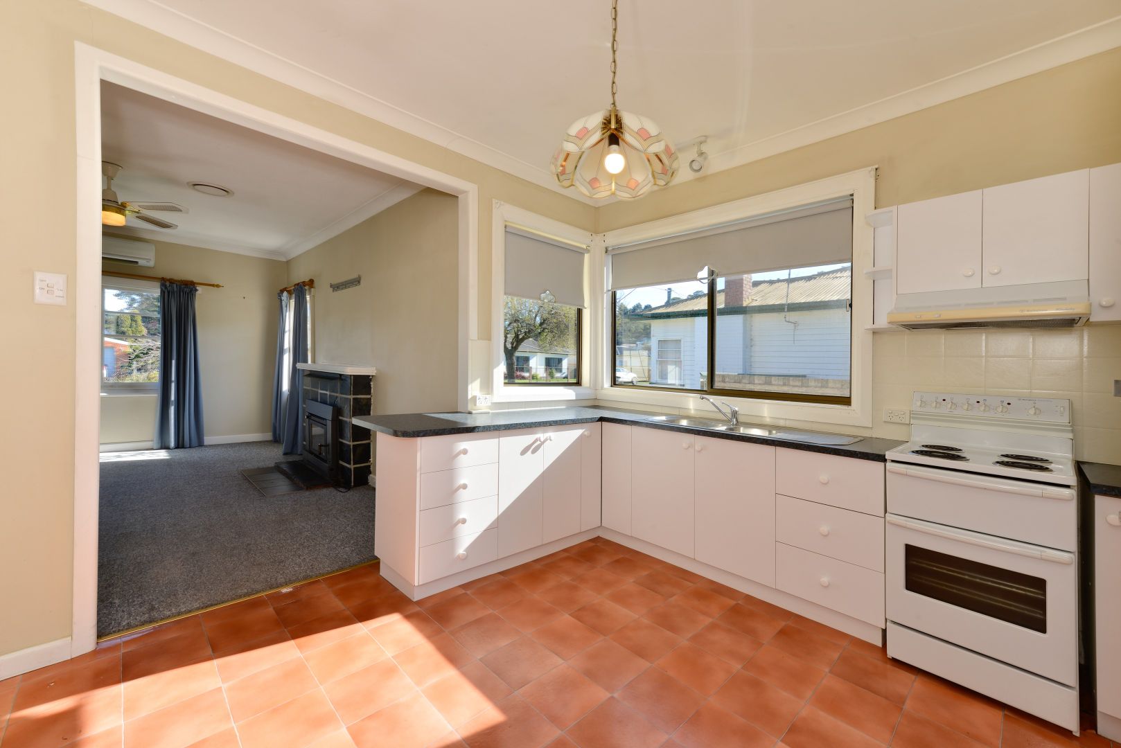 21 Fourth Avenue, New Norfolk TAS 7140, Image 1