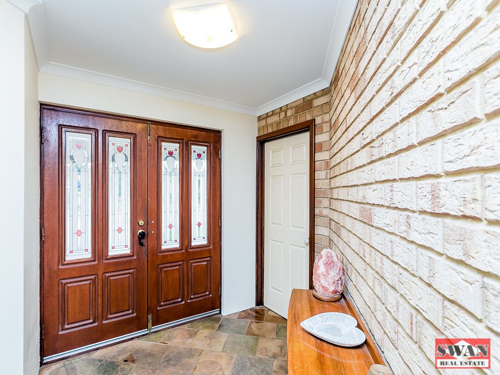 1 Weema Ct, Swan View WA 6056, Image 2