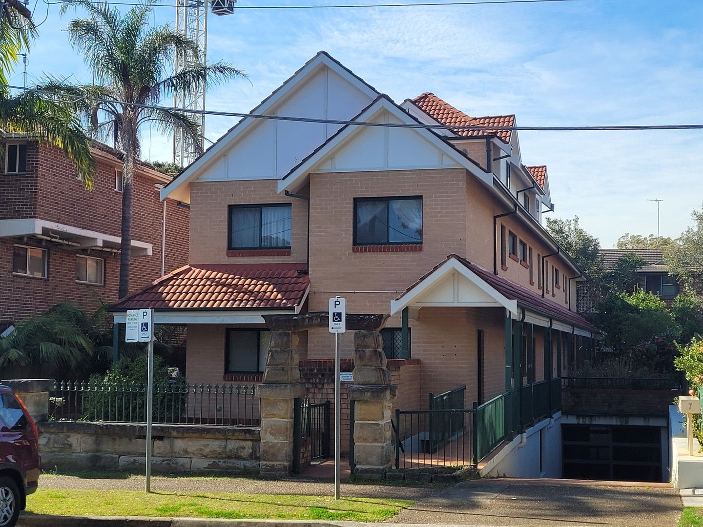 3 bedrooms Townhouse in 7 Lorne Avenue KENSINGTON NSW, 2033