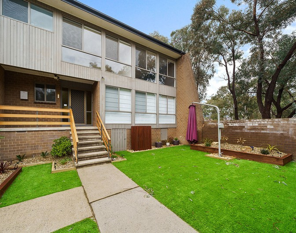 2 Sulman Place, Phillip ACT 2606