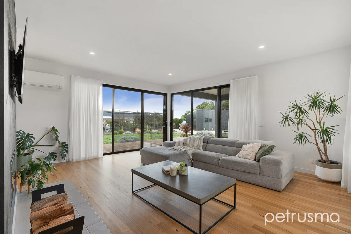 Additional image 4 of 19 Pardalote Close, Opossum Bay TAS 7023