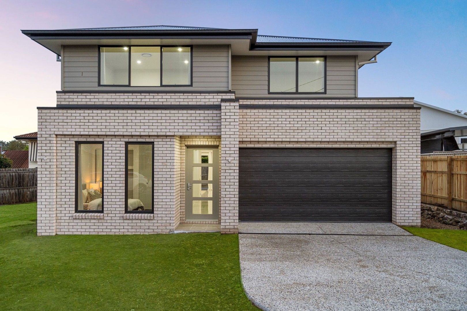 5 bedrooms House in 10 Visser Court ROCHEDALE SOUTH QLD, 4123