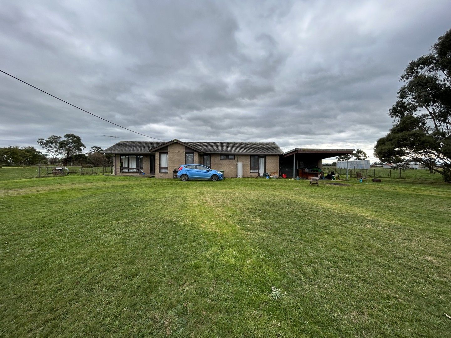 3 bedrooms House in 325 Boundary Drain Road KOO WEE RUP VIC, 3981