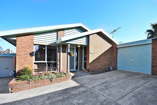 Picture of 2/49 Rattray Road, MONTMORENCY VIC 3094