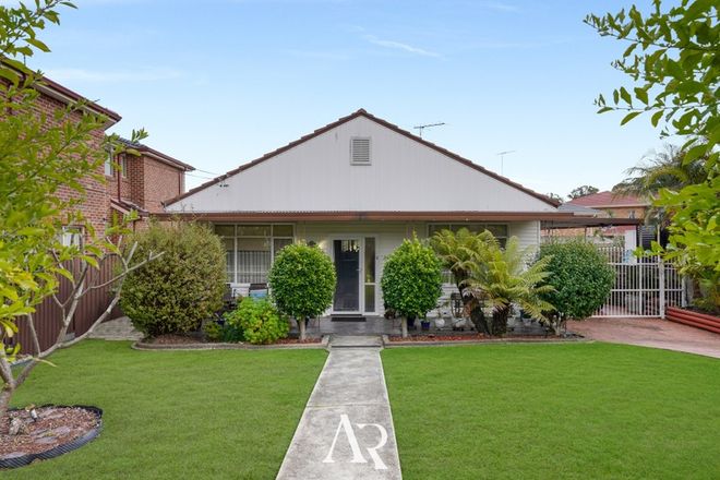 Picture of 8 Surrey Avenue, GEORGES HALL NSW 2198