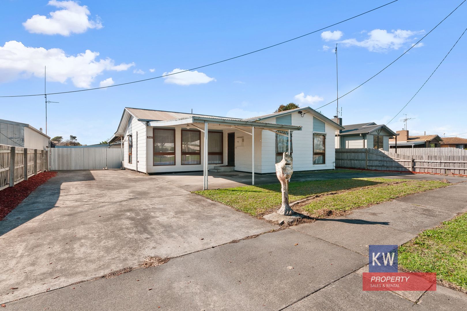 243 Old Sale Rd, Newborough VIC 3825, Image 2