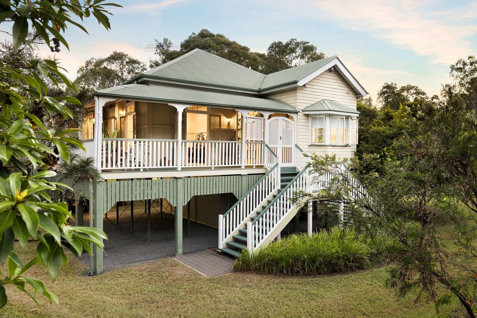 3 bedrooms House in 302 Sugars Road ANSTEAD QLD, 4070