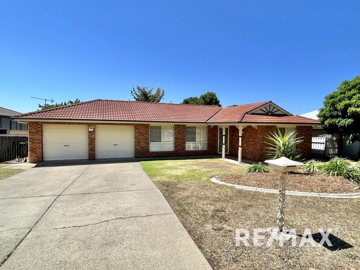 3 bedrooms House in 15 Kimberley Drive TATTON NSW, 2650