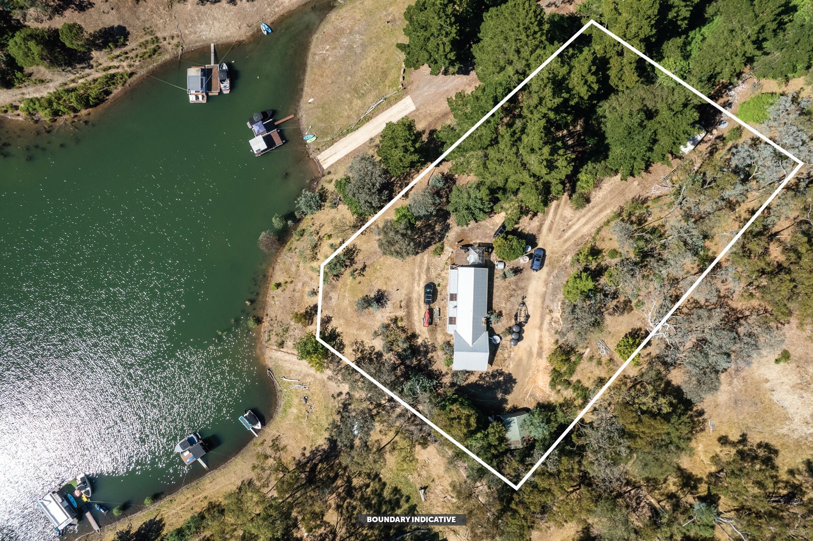 17 Spade Cove, Right Arm Road, Taylor Bay VIC 3713, Image 2