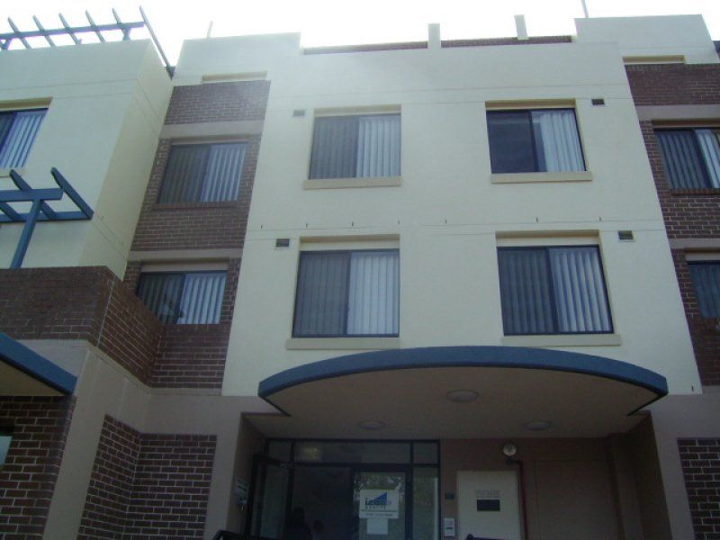 2 bedrooms Apartment / Unit / Flat in 2/79-81 Union Road PENRITH NSW, 2750