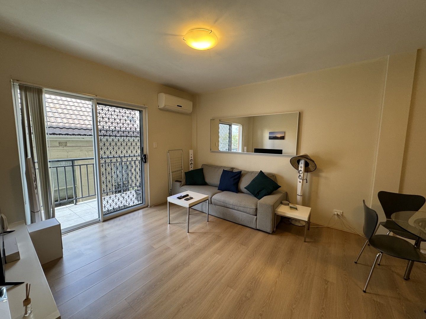 1 bedrooms Apartment / Unit / Flat in 2/1142 Hay Street WEST PERTH WA, 6005
