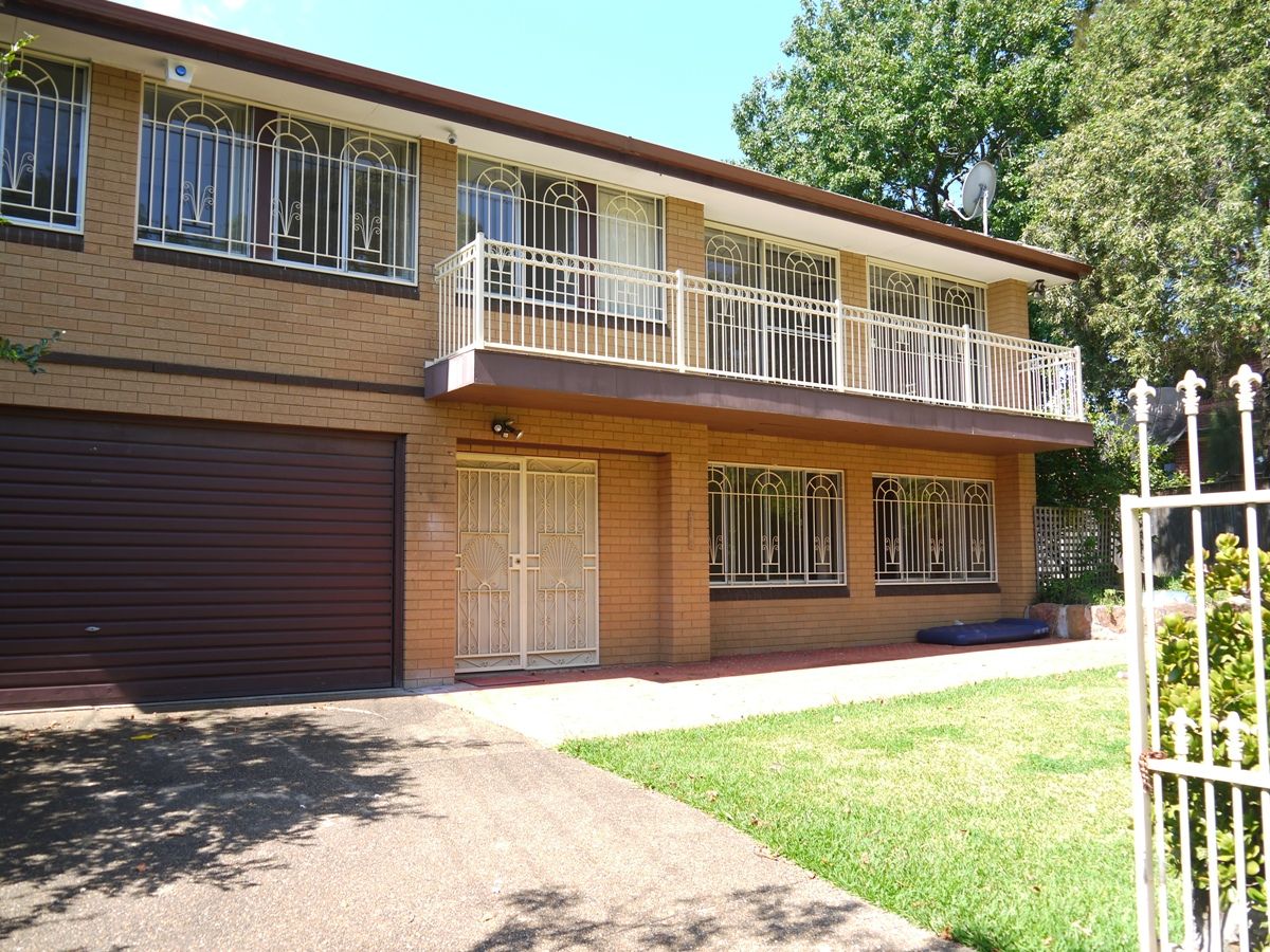 5 bedrooms House in 2A Lexington Ave EASTWOOD NSW, 2122