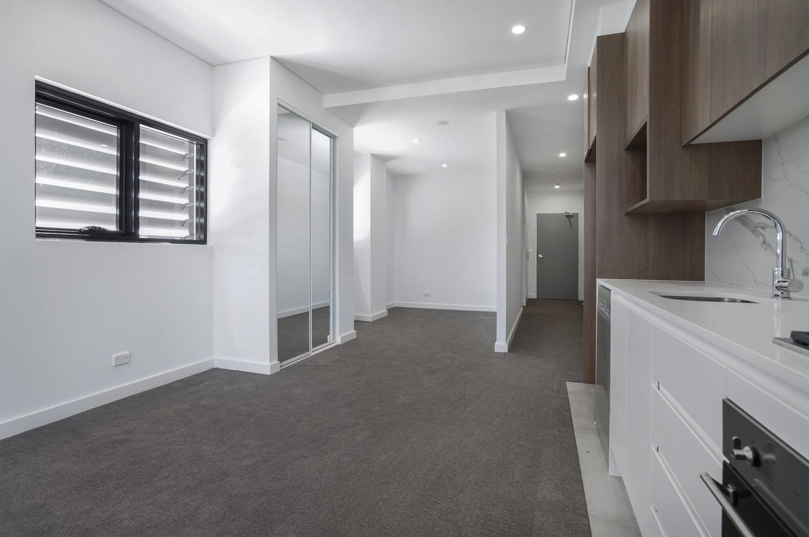 2 bedrooms Studio in 325/75 Francis Street CARLTON NSW, 2218