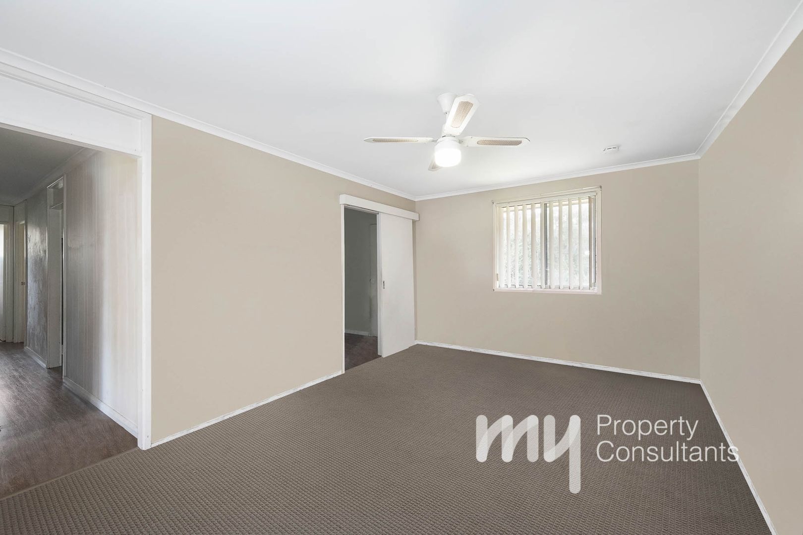 5 Gwydir Place, Campbelltown NSW 2560, Image 2
