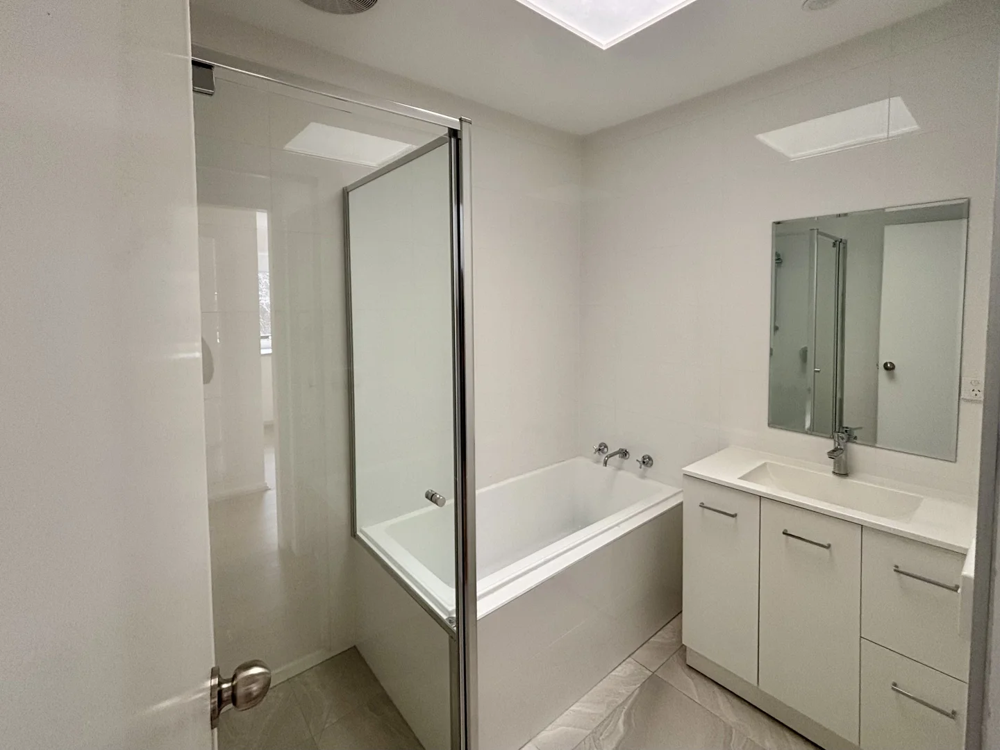 Additional image 12 of 1/10 Templewood Crescent, Avondale Heights VIC 3034