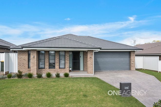 Picture of 5 Aspromonte Drive, SOUTH NOWRA NSW 2541