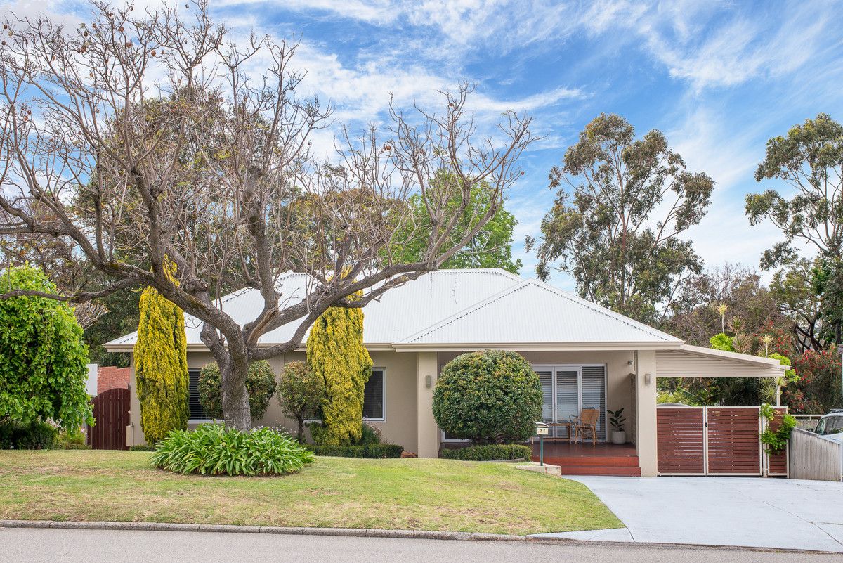 3 bedrooms House in 27 Shelshaw Street MELVILLE WA, 6156