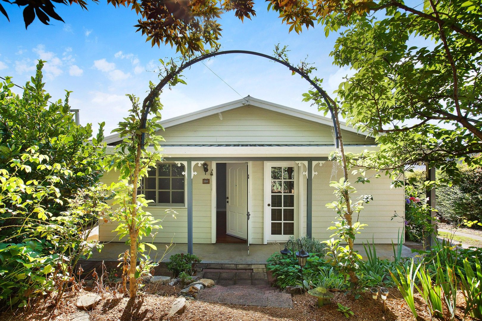 3 bedrooms House in 12 Wideview Avenue WOODFORD NSW, 2778