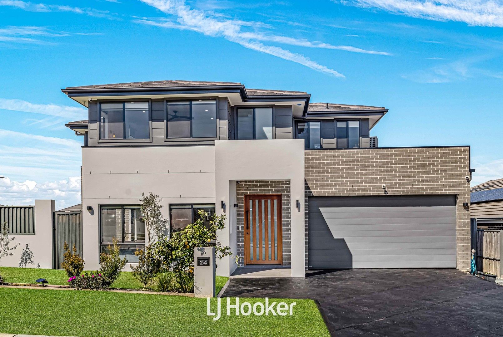 4 bedrooms House in 24 Queensbury Street SCHOFIELDS NSW, 2762