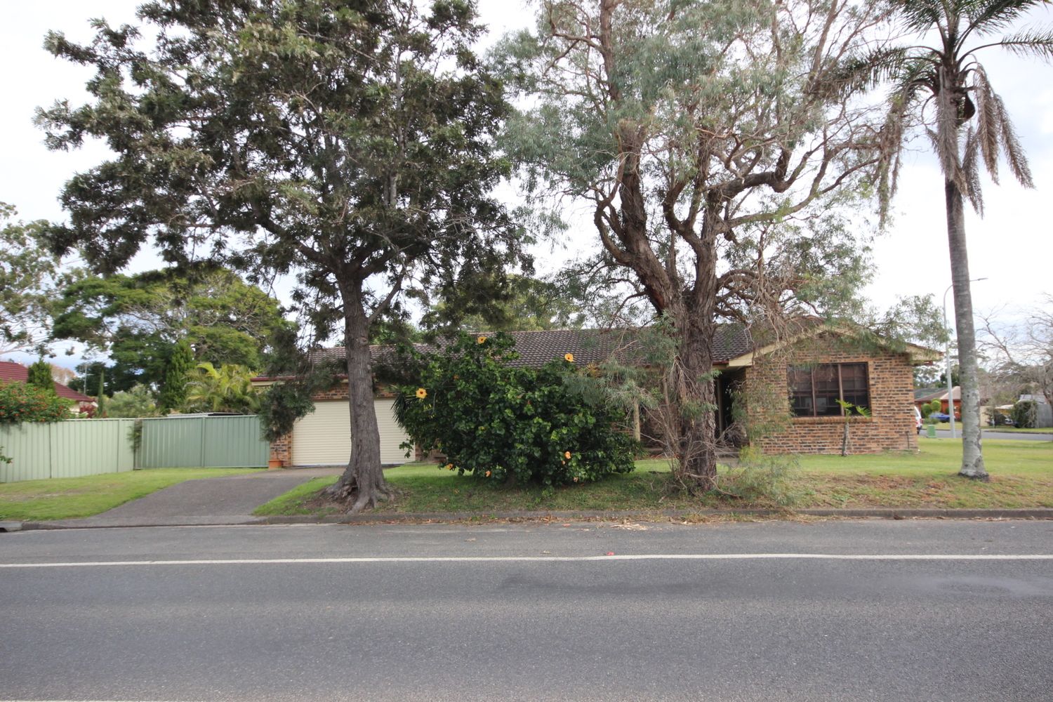 27 The Lakes Way, Forster NSW 2428, Image 1
