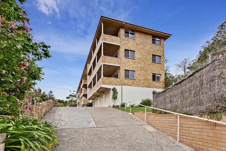 2 bedrooms Apartment / Unit / Flat in 2/3 Livingstone Place NEWPORT NSW, 2106