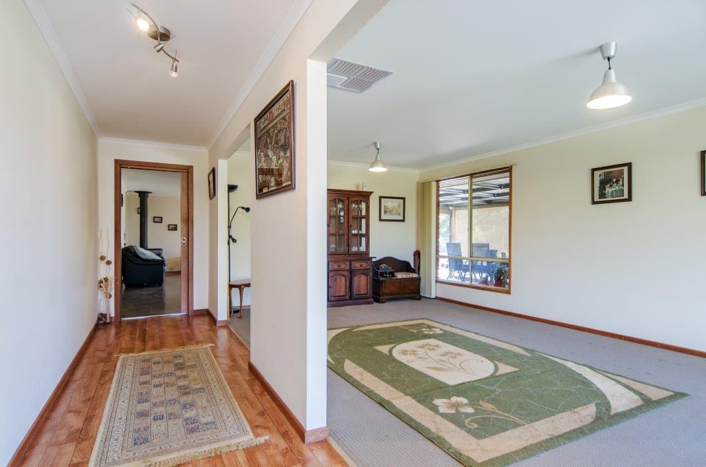 5 Loader Street, KANMANTOO SA 5252, Image 2