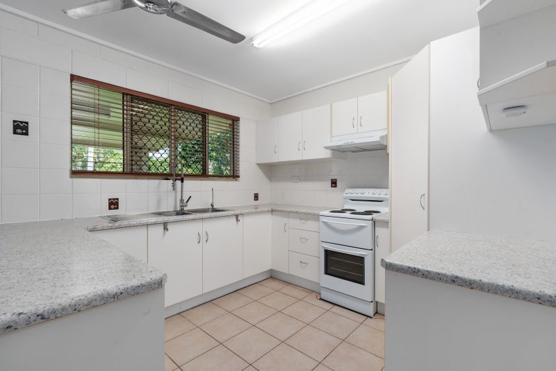 5 Trickey Ave, Cranbrook QLD 4814, Image 2