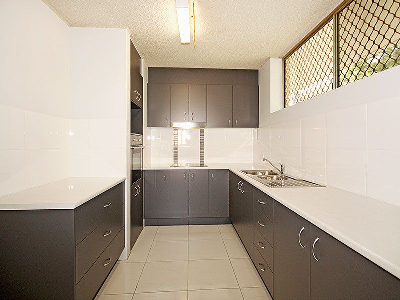 2 bedrooms Apartment / Unit / Flat in 3/51 Burrai Street MORNINGSIDE QLD, 4170