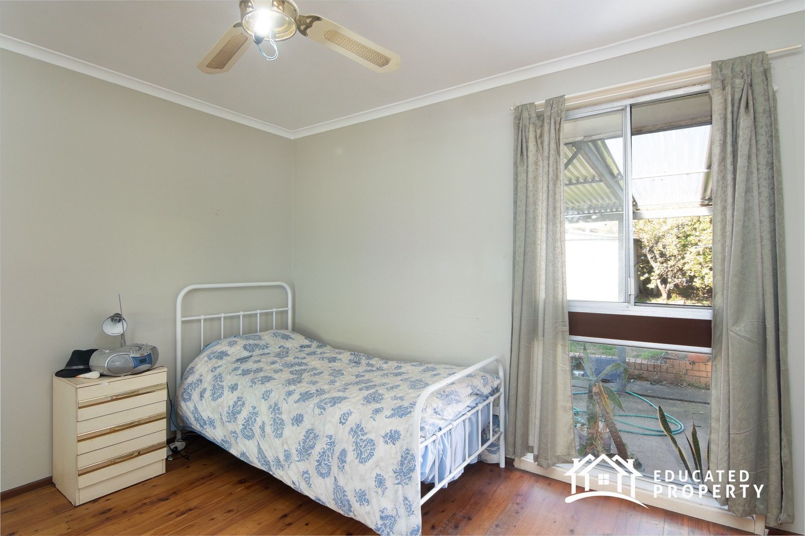 44 Quarry Road, Bossley Park NSW 2176, Image 2