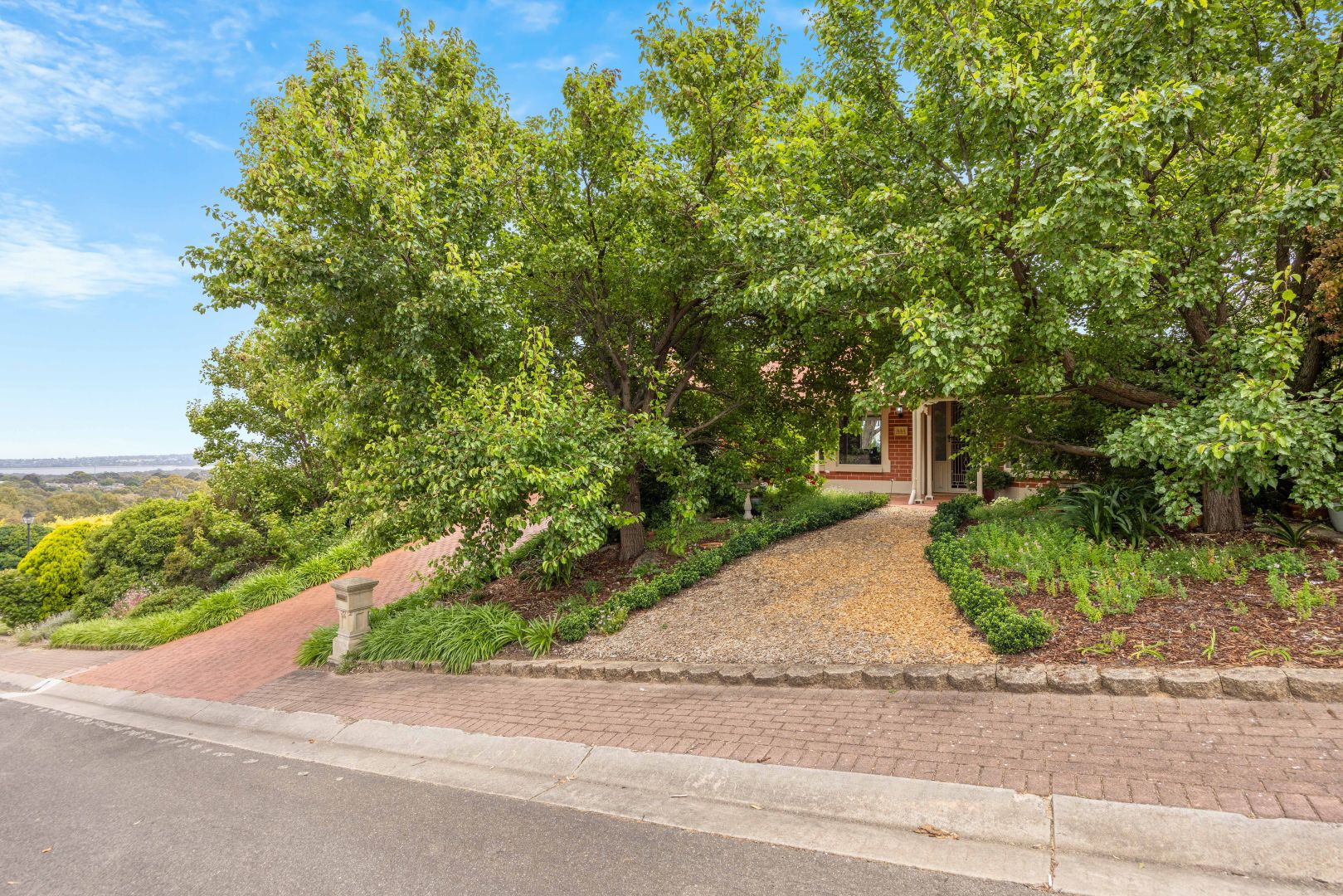 32 Coachwood Drive, Aberfoyle Park SA 5159, Image 1