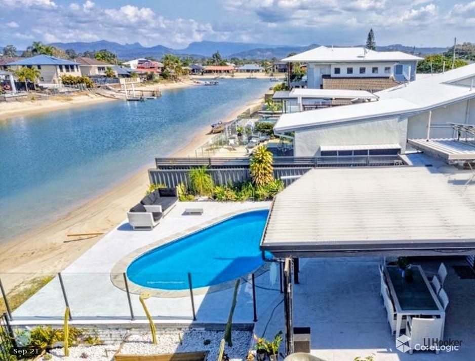 3 bedrooms House in 48 Nineteenth Avenue PALM BEACH QLD, 4221