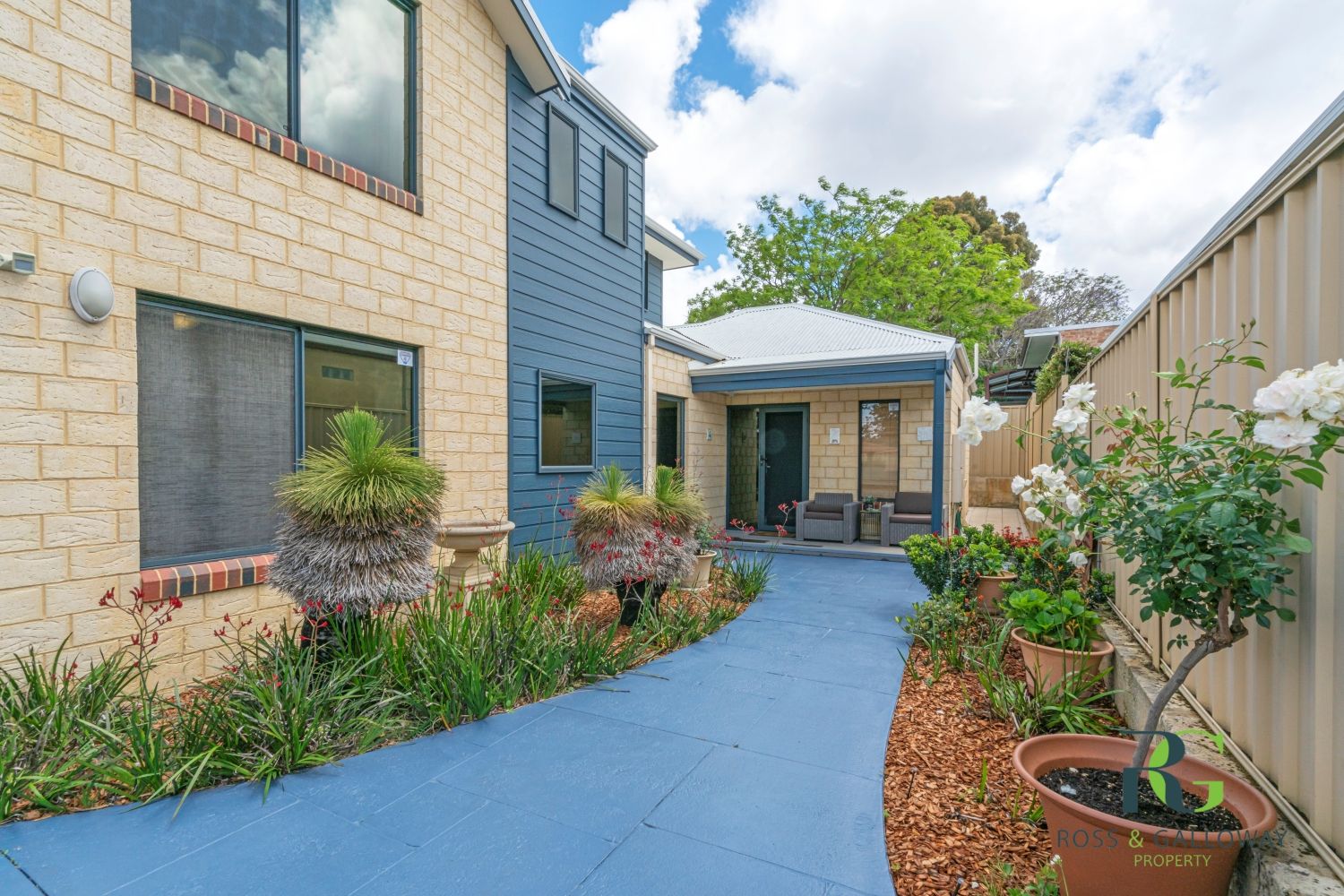 4 bedrooms House in 11a Marr Street MYAREE WA, 6154