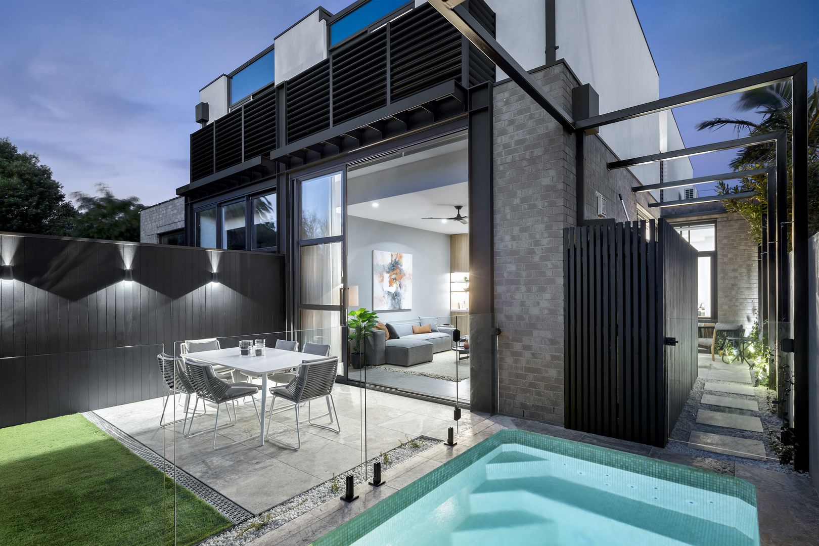3 bedrooms House in 6A Coleridge Street ELWOOD VIC, 3184