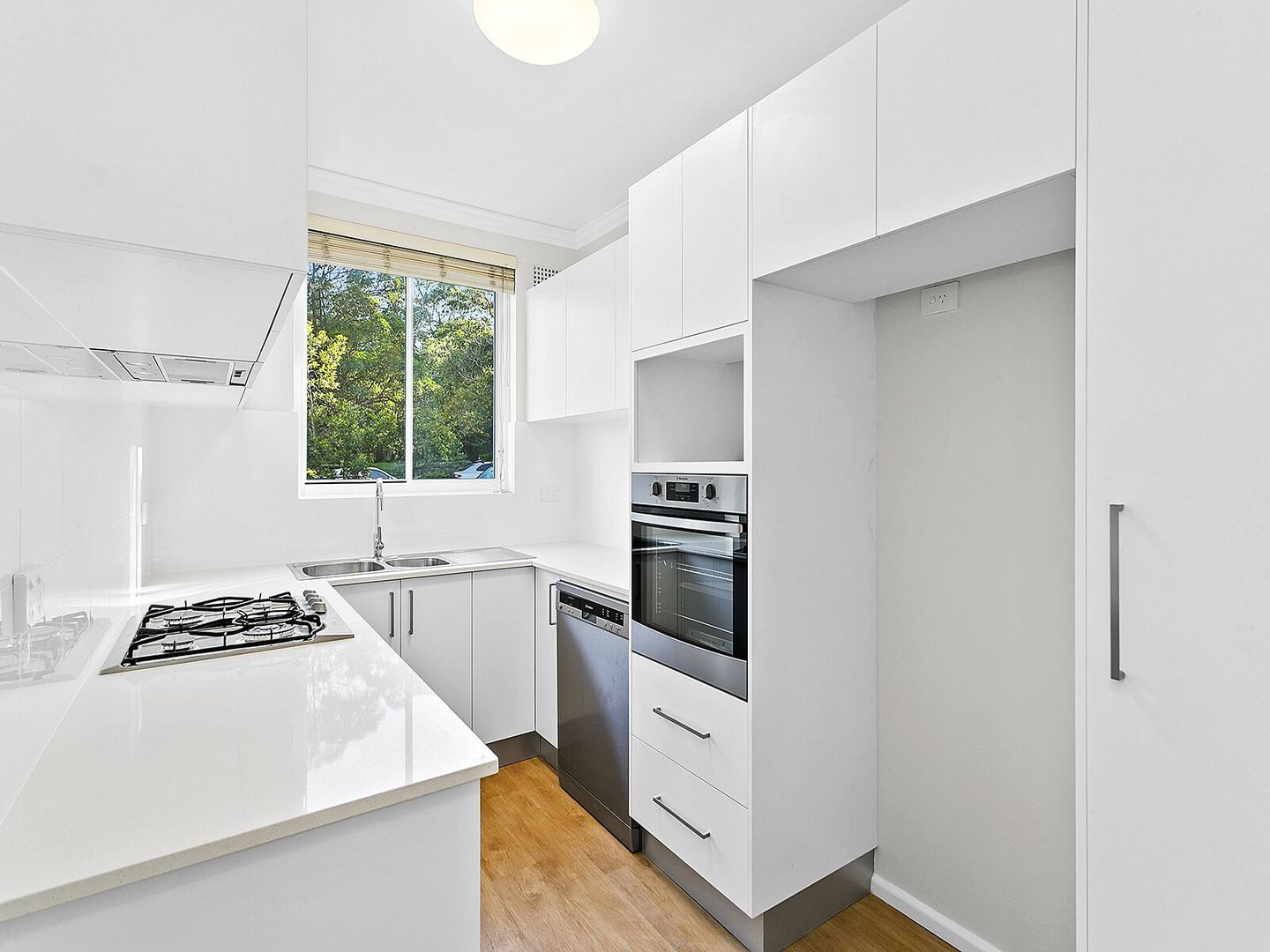 1 bedrooms Apartment / Unit / Flat in 4/47A Shirley Road WOLLSTONECRAFT NSW, 2065