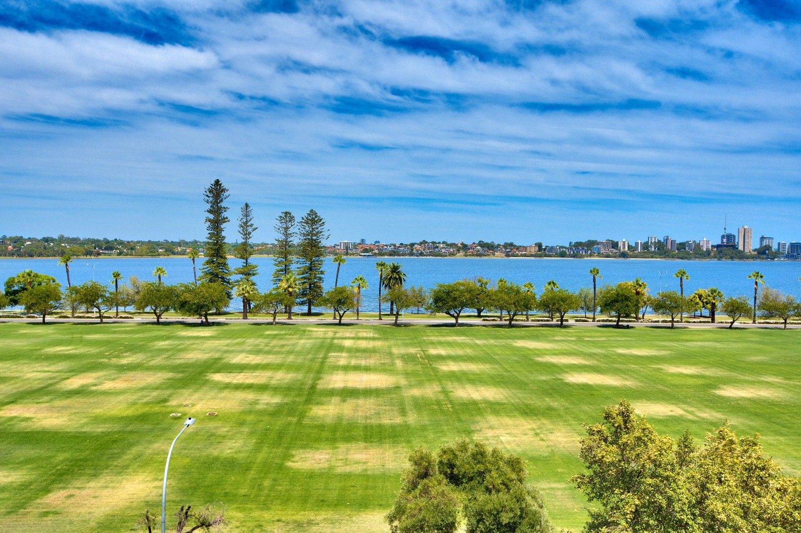 3 bedrooms Apartment / Unit / Flat in 5a/70 Terrace Road EAST PERTH WA, 6004