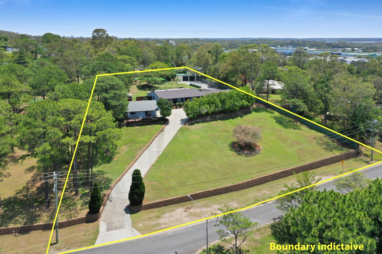 4 Entrance Road, Gaven QLD 4211, Image 0