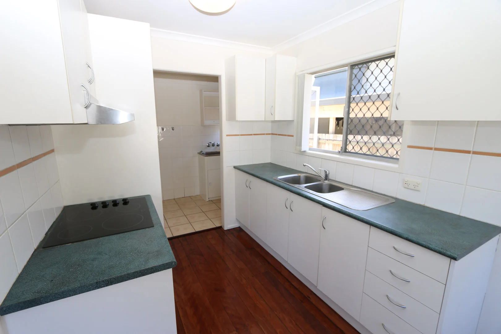 Additional image 5 of 23 Susanne Street, Southport QLD 4215