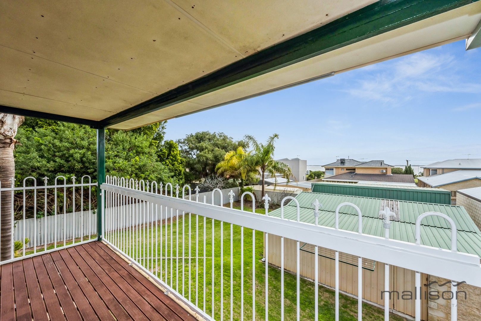 4 bedrooms House in 192 Kent Street ROCKINGHAM WA, 6168