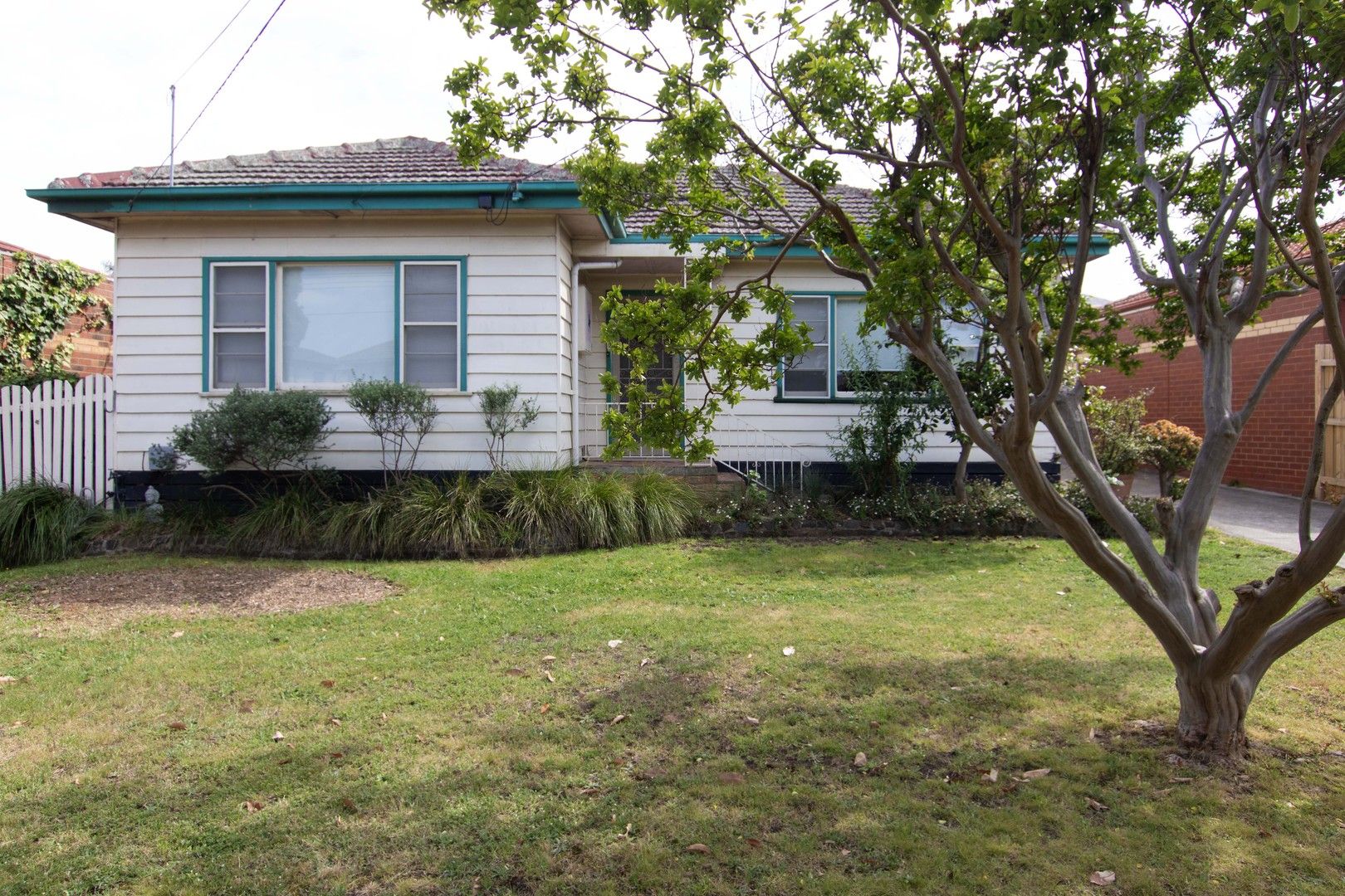 3 bedrooms House in 16 Ida Street NIDDRIE VIC, 3042