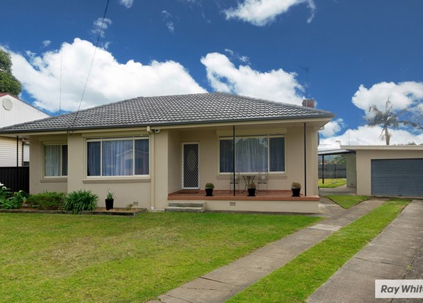 13 Kapooka Avenue, Dapto NSW 2530