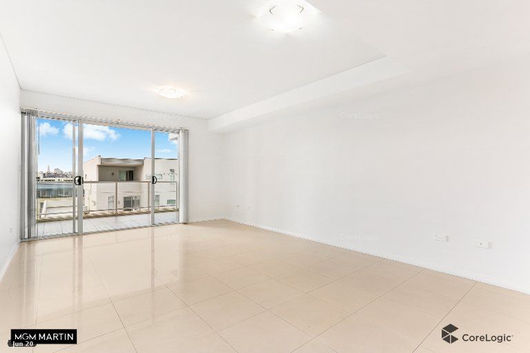 2 bedrooms Apartment / Unit / Flat in B508/19-21 Church Avenue MASCOT NSW, 2020