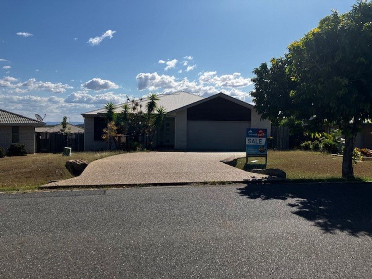4 bedrooms House in 11 Stan Jones Street NORMAN GARDENS QLD, 4701