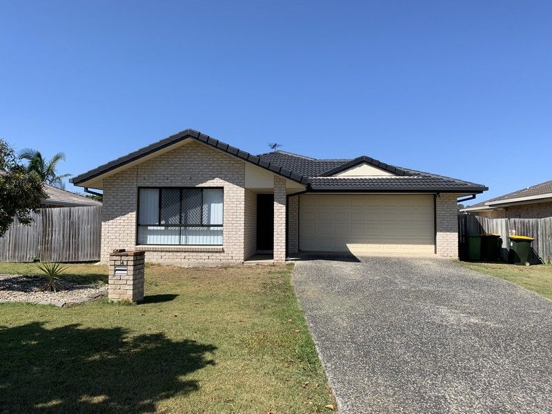 4 bedrooms House in 14 Pumello Court BELLMERE QLD, 4510