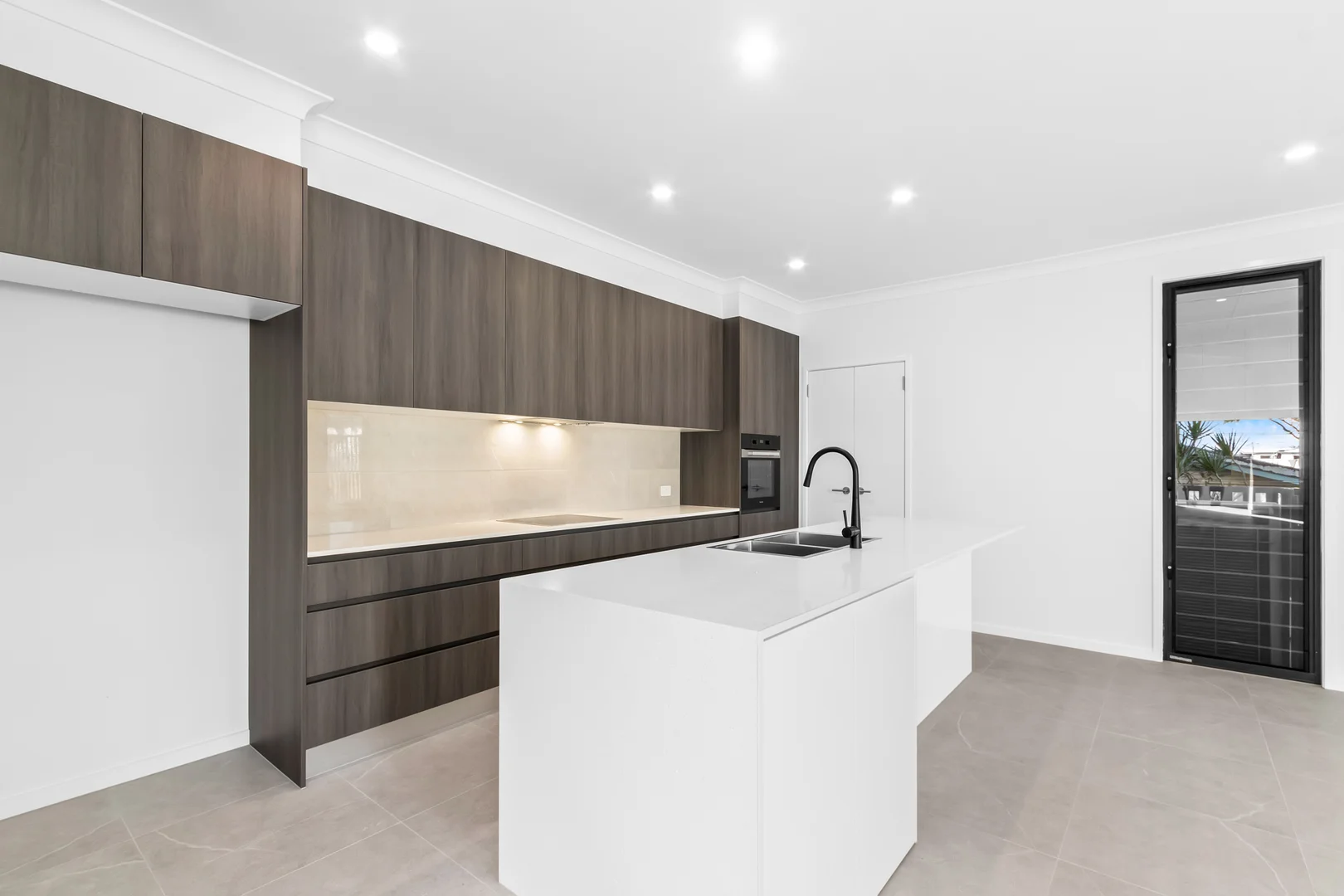 Additional image 5 of 1/49 Waratah Avenue, Carina QLD 4152