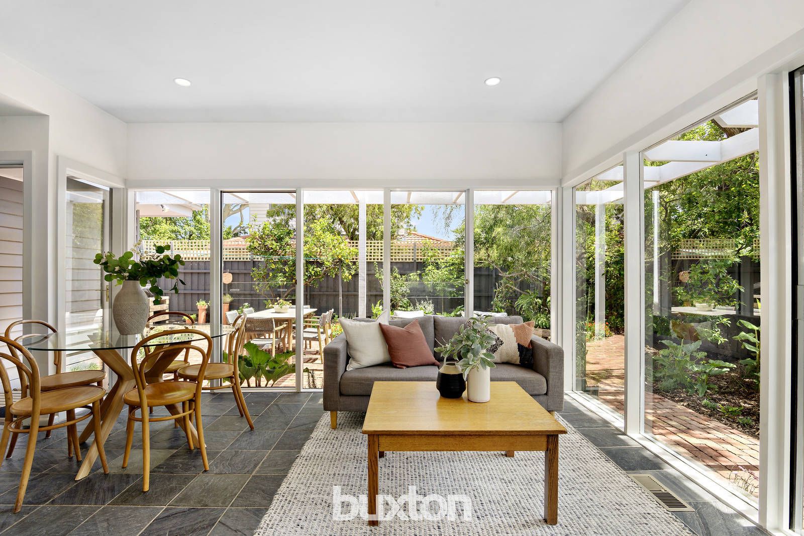 15 Shands Street, Beaumaris VIC 3193, Image 2